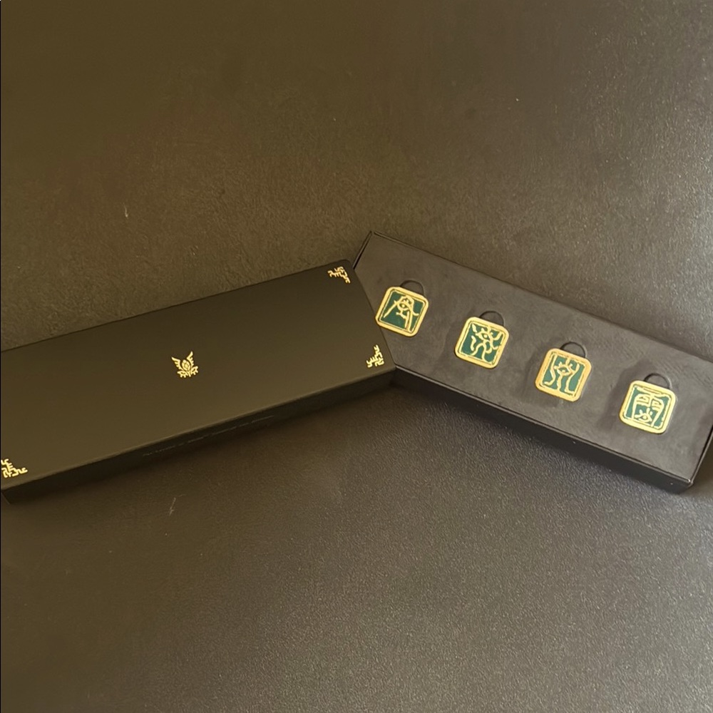 Nintendo Zelda Tears of the Kingdom Pin Set